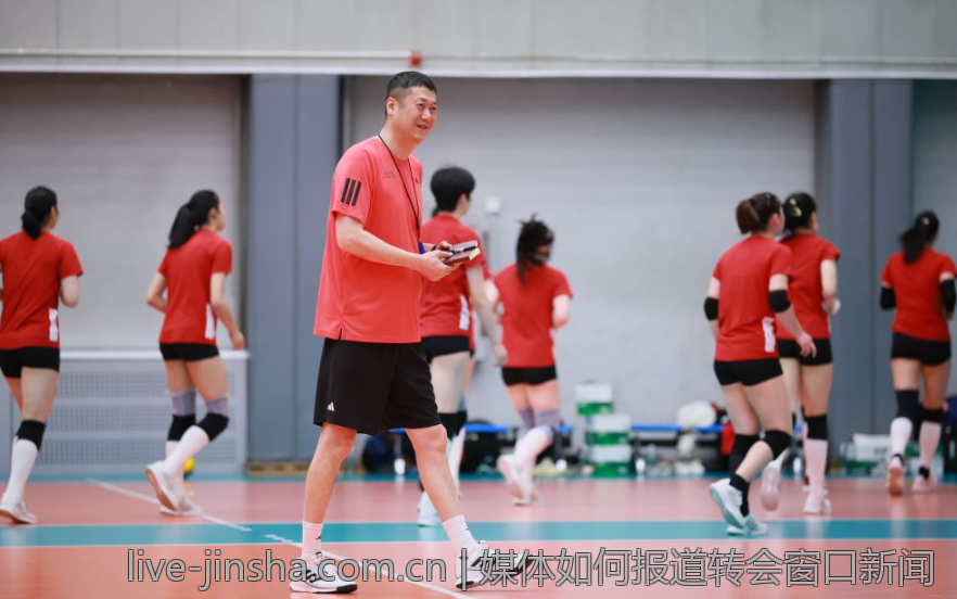 媒体如何报道转会窗口新闻